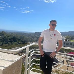 Meet your Posher, Chris